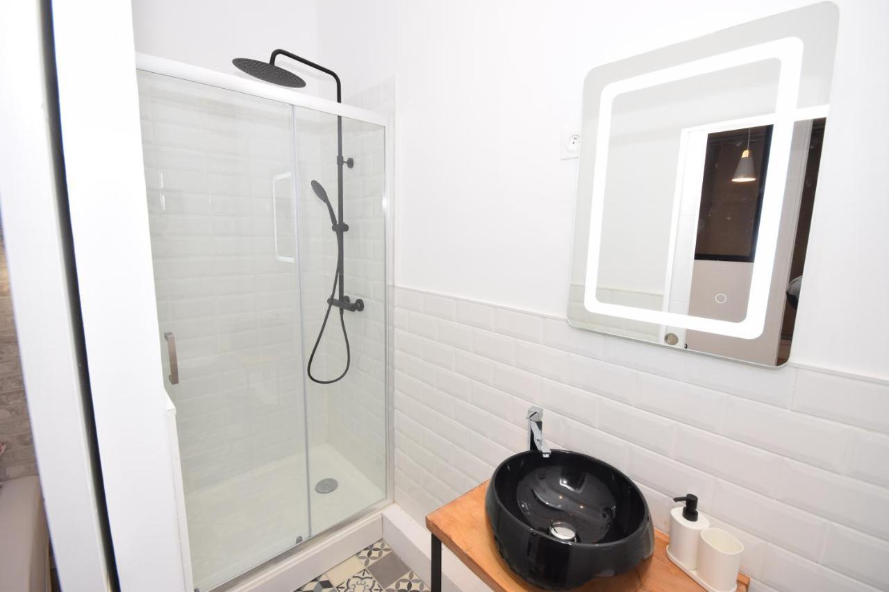 Chic Appart Design - Hyper Centre - Tramway - Free Wifi - Lerelaisdodile12 Valenciennes Exterior photo